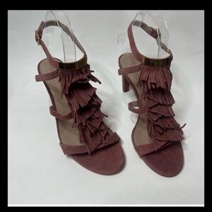 Chloe (8.5 size)  Suki Fringe Suede Heel Sanda
